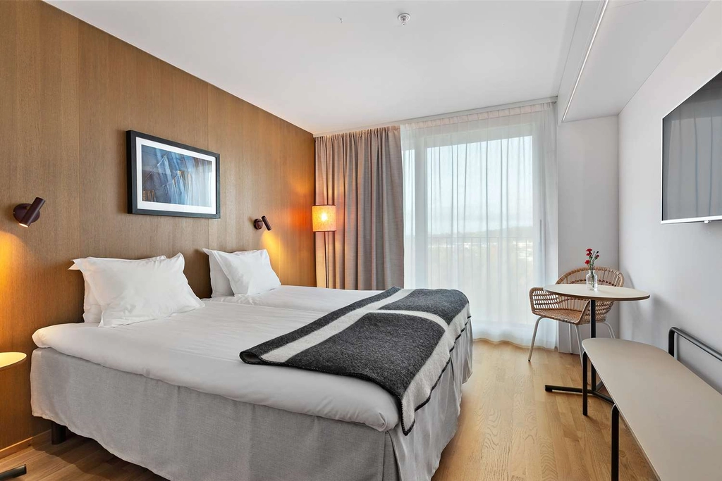 Standard King Ten Hotel