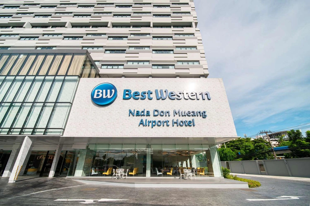 Hotel Front