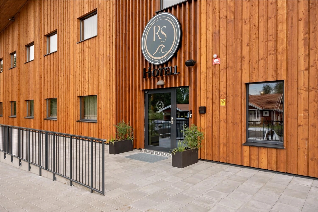 Entrance Riverside