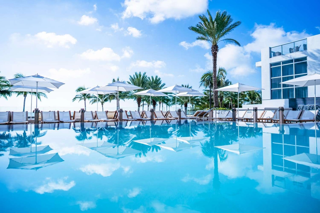 Palladium Pool at Eden Roc Miami Beach