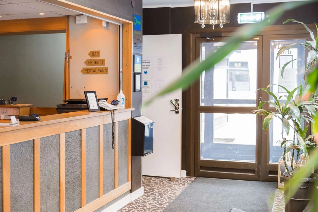 Reception Sure Hotel by BW lgen