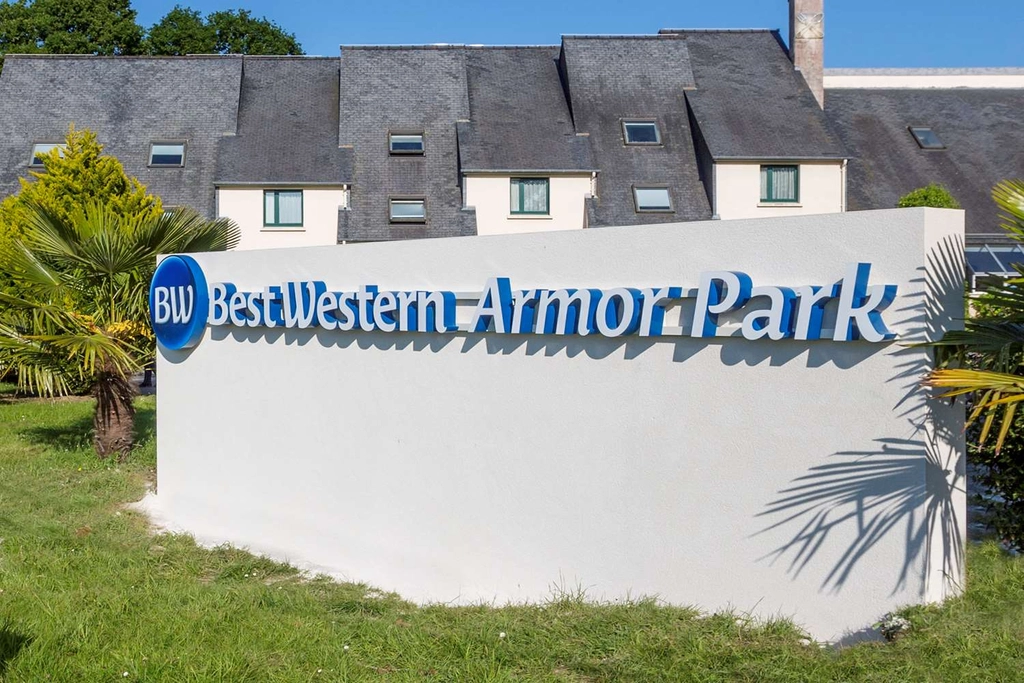 Armor Park Hotel and Restaurant