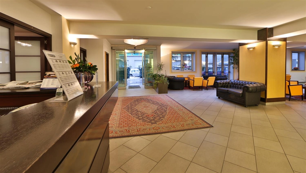 Hotel Lobby