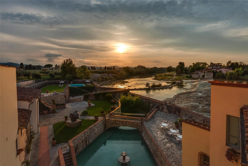 hotel plaza lucchesi