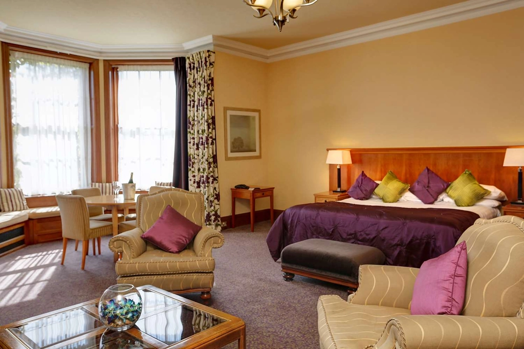 Deluxe: King Room
