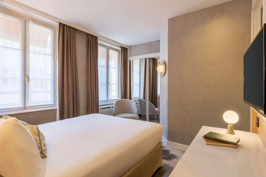 Classic Guest Room