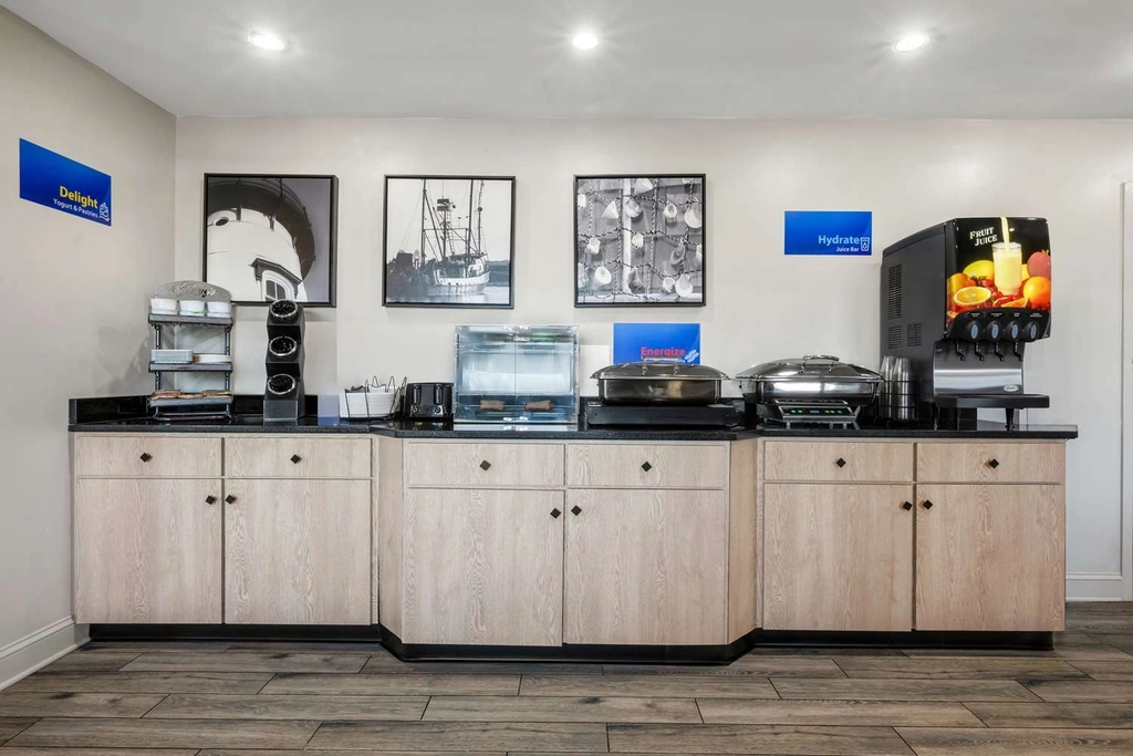 Breakfast Bar