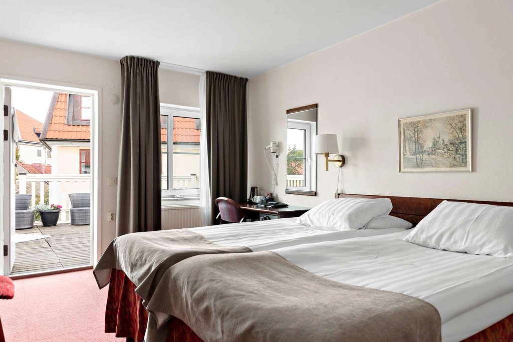 Economy Double Stand Hotel