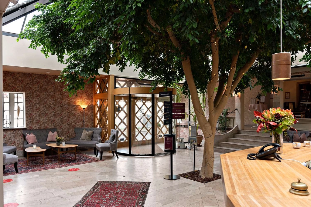 Lobby Strand Hotel