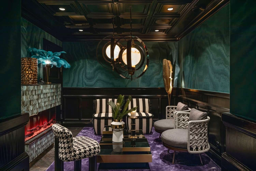 Spa lounge