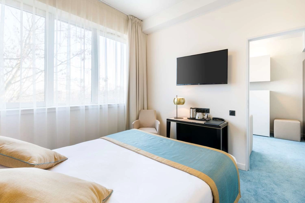 Family Guest Room