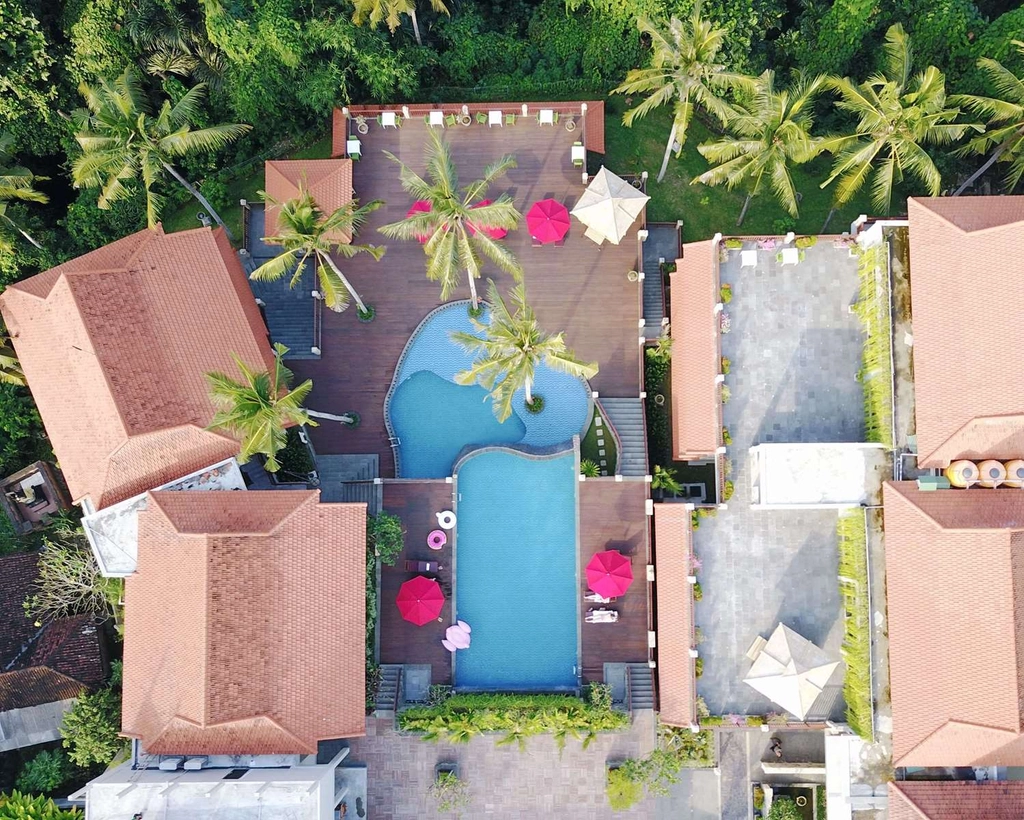 Eagle View Swimming Pool