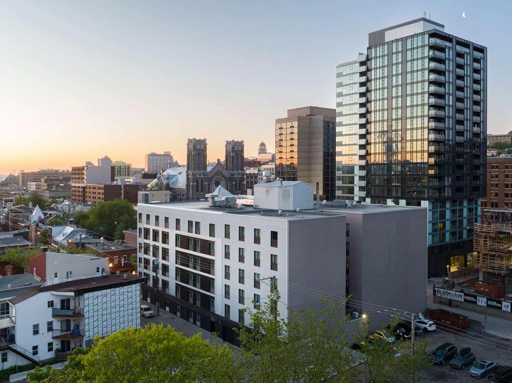 Sky view Best Western PLUS Quebec