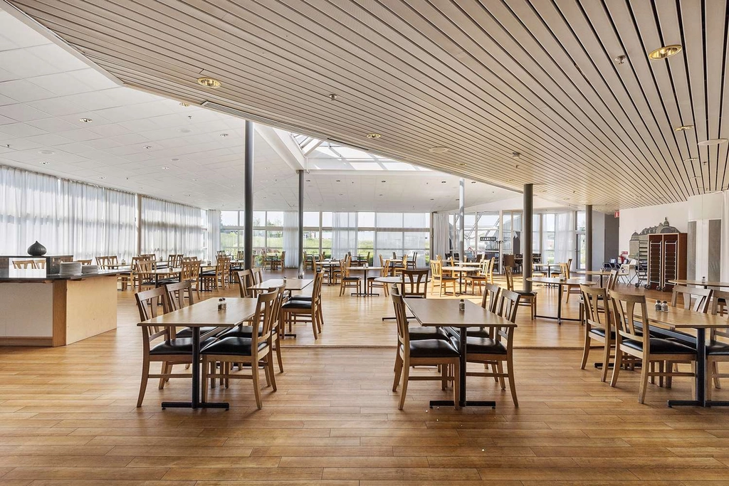 Eurostop Orebro Seating area breakfast