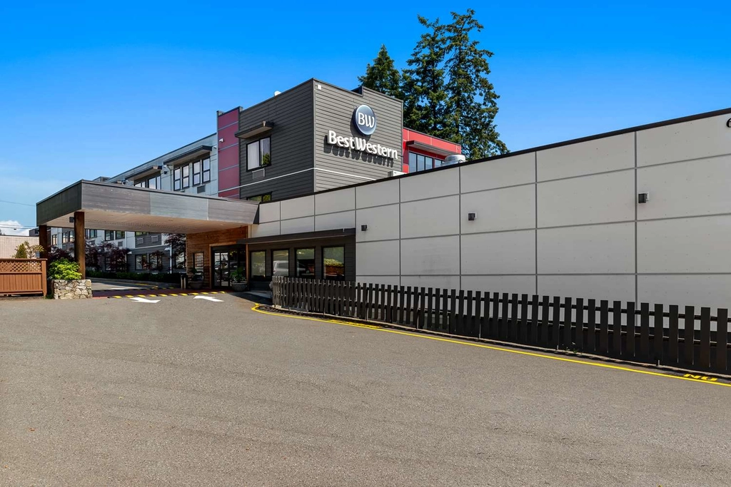 BW Duncan BC Exterior