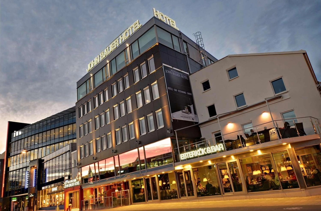 Best Western Plus John Bauer Hotel Exterior