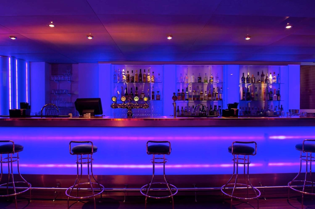 Lounge bar