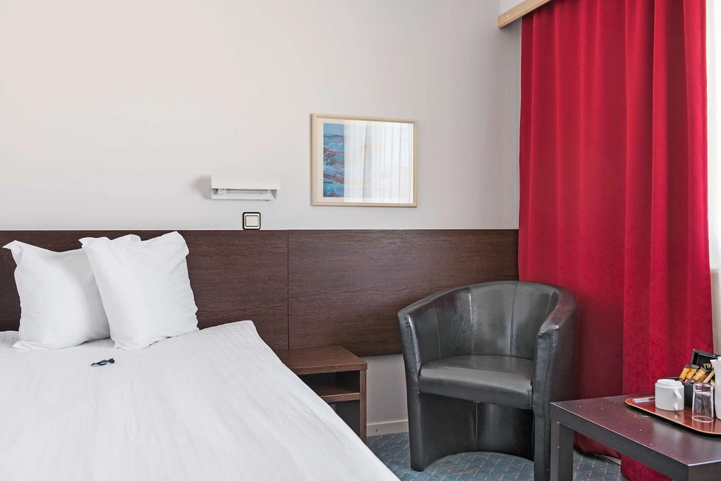 Queen BW Malmia Hotel