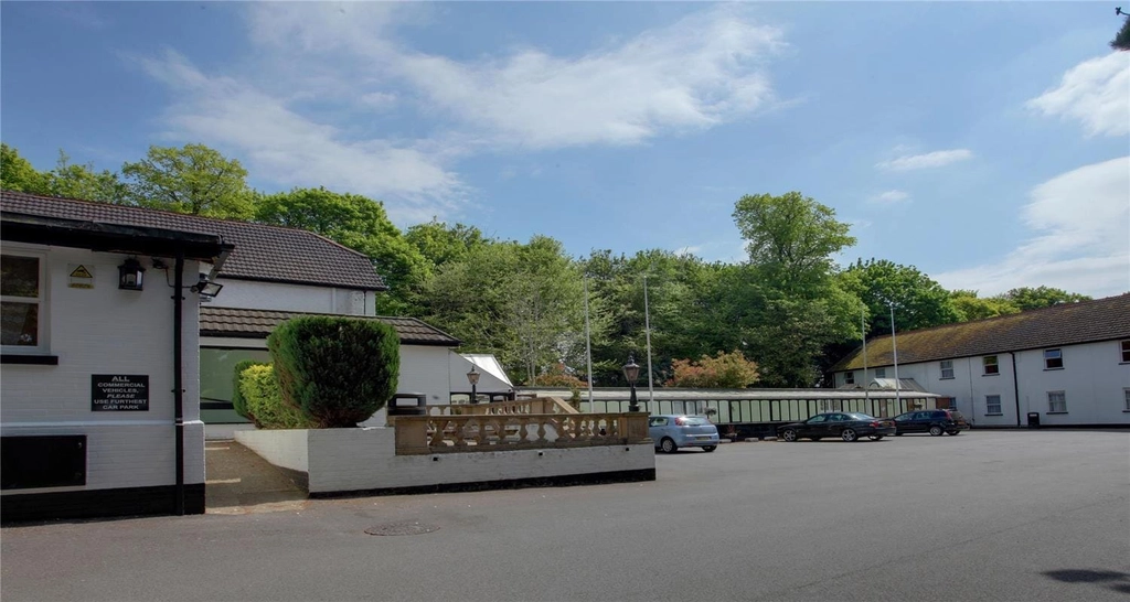 andover hotel grounds and hotel