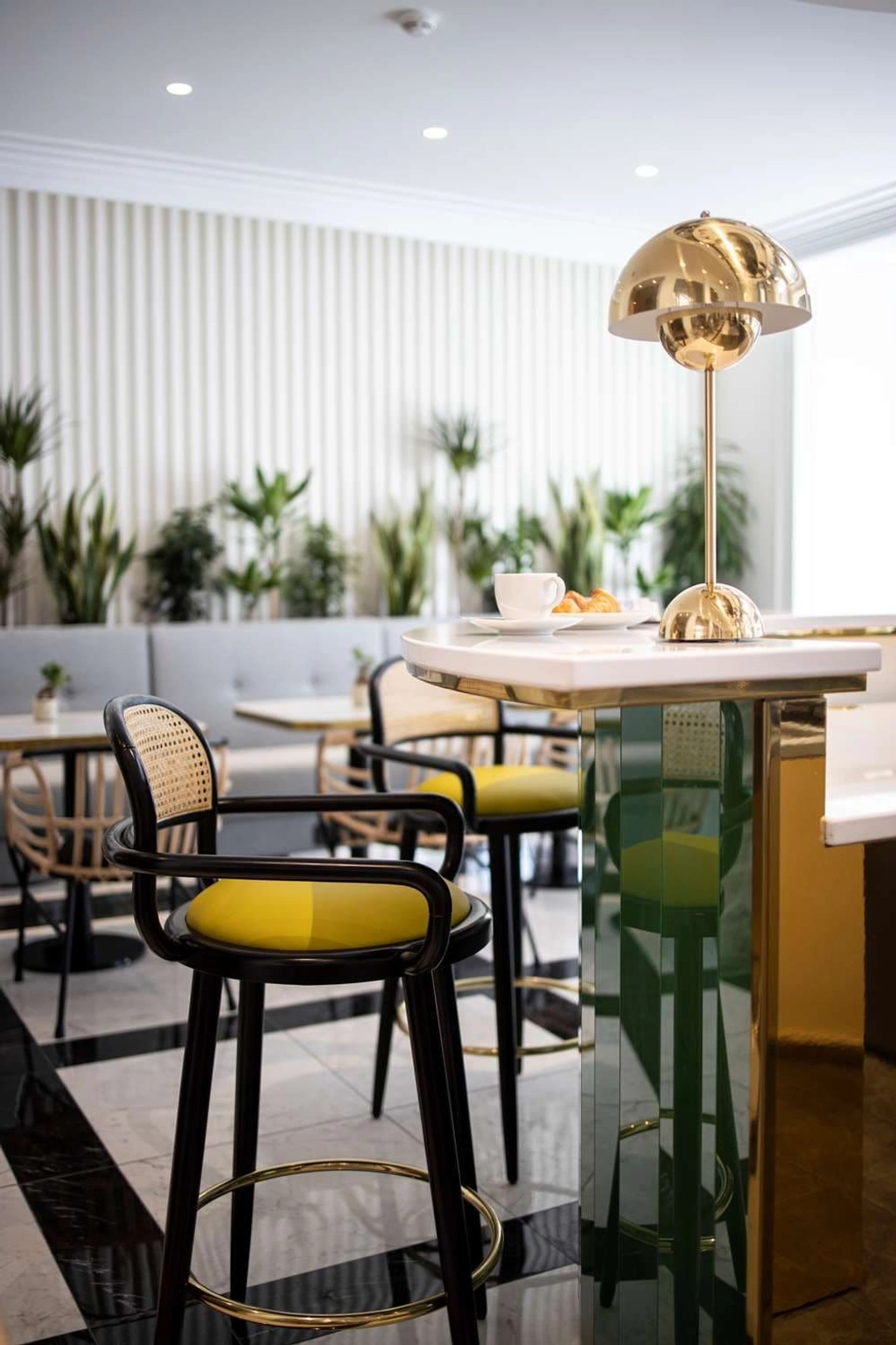 Bar/lounge