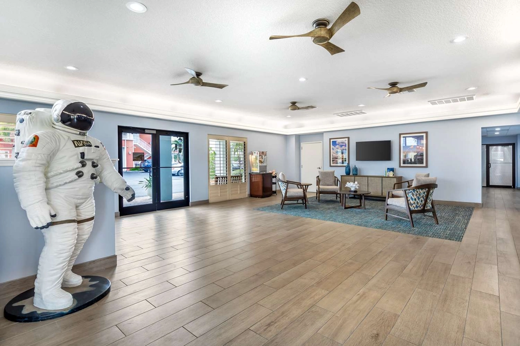 BW Cocoa Beach FL Lobby