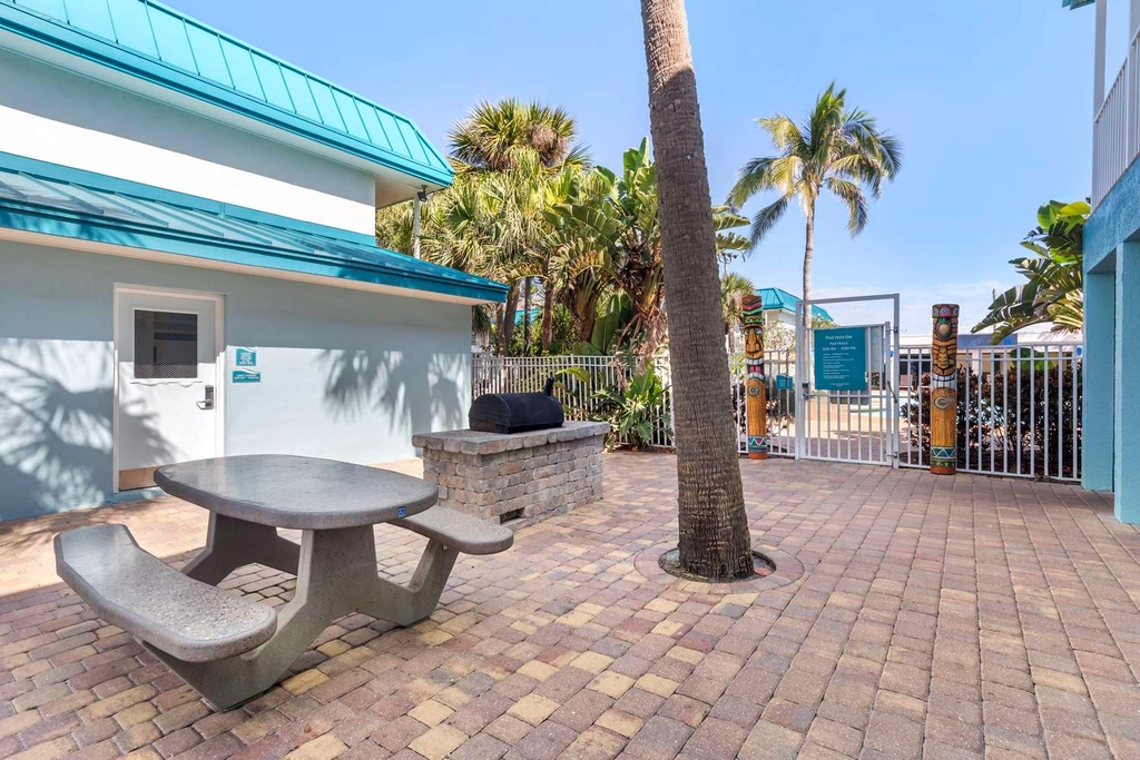 BW Cocoa Beach FL BBQ