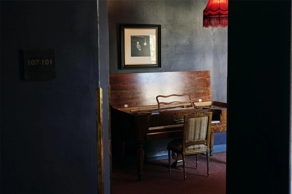NOFO Details Piano Room
