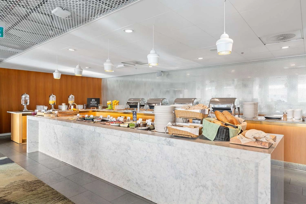 Breakfast Area BW Plus Sthlm Bromma
