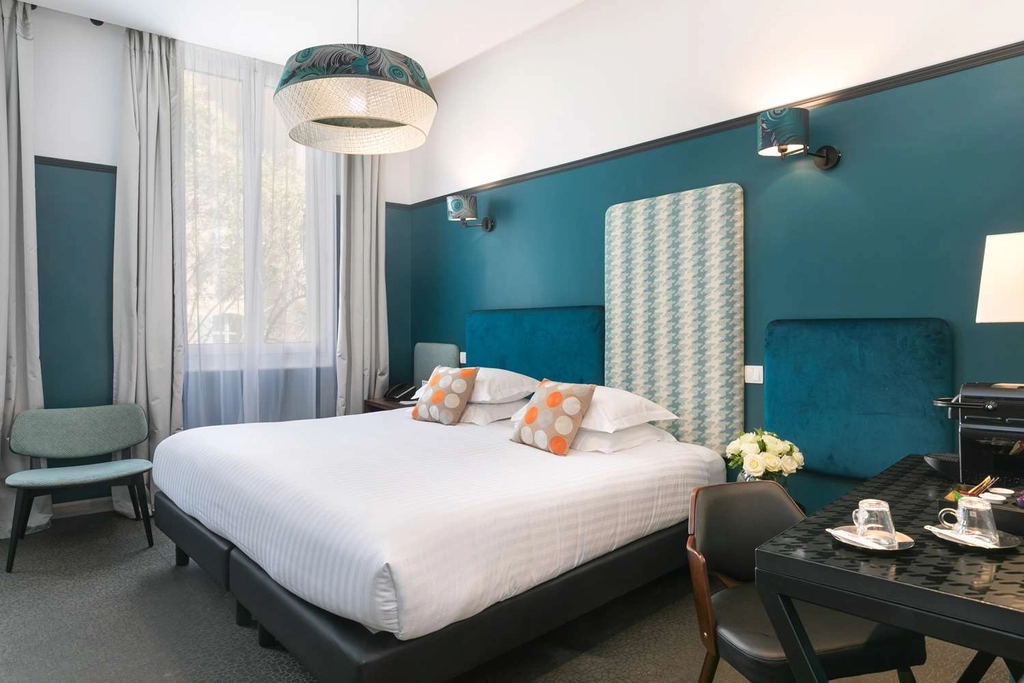 Deluxe Guest Room