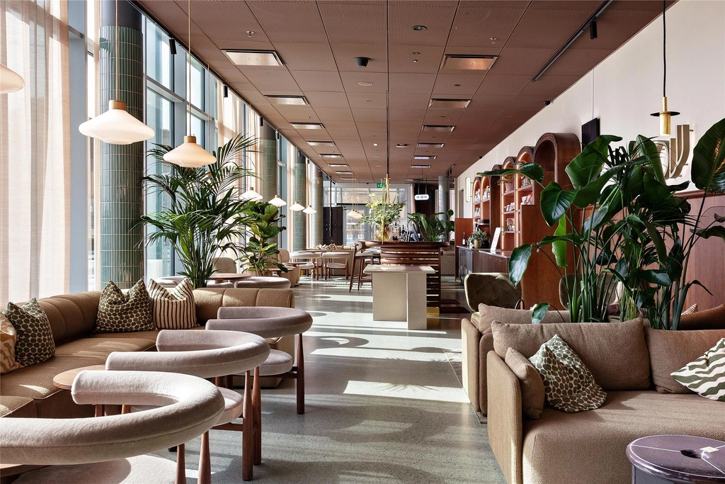 Lobby Willow