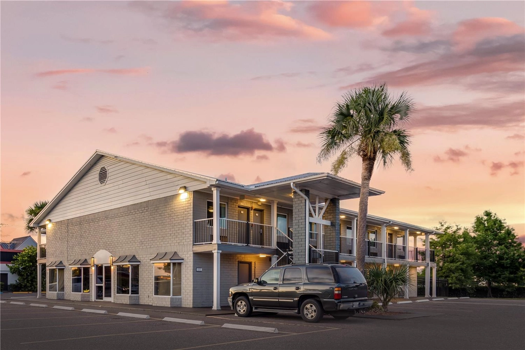 BW Titusville FL Twilight