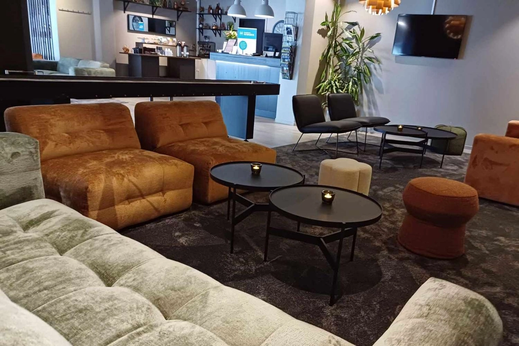 Lobby NY