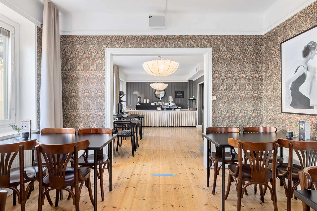 Breakfast area Sure Hotel by BW Centric