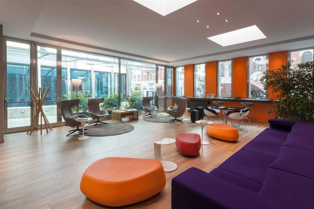 Hotel Lobby