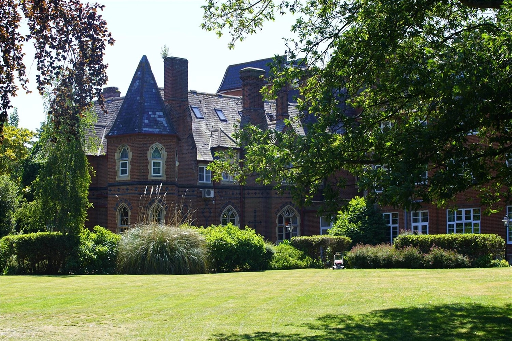 abbots barton hotel grounds and hotel