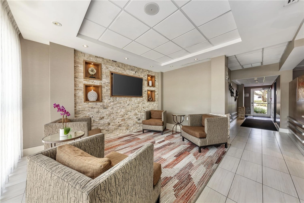 BW Plus North Miami Bal Harbour Lobby