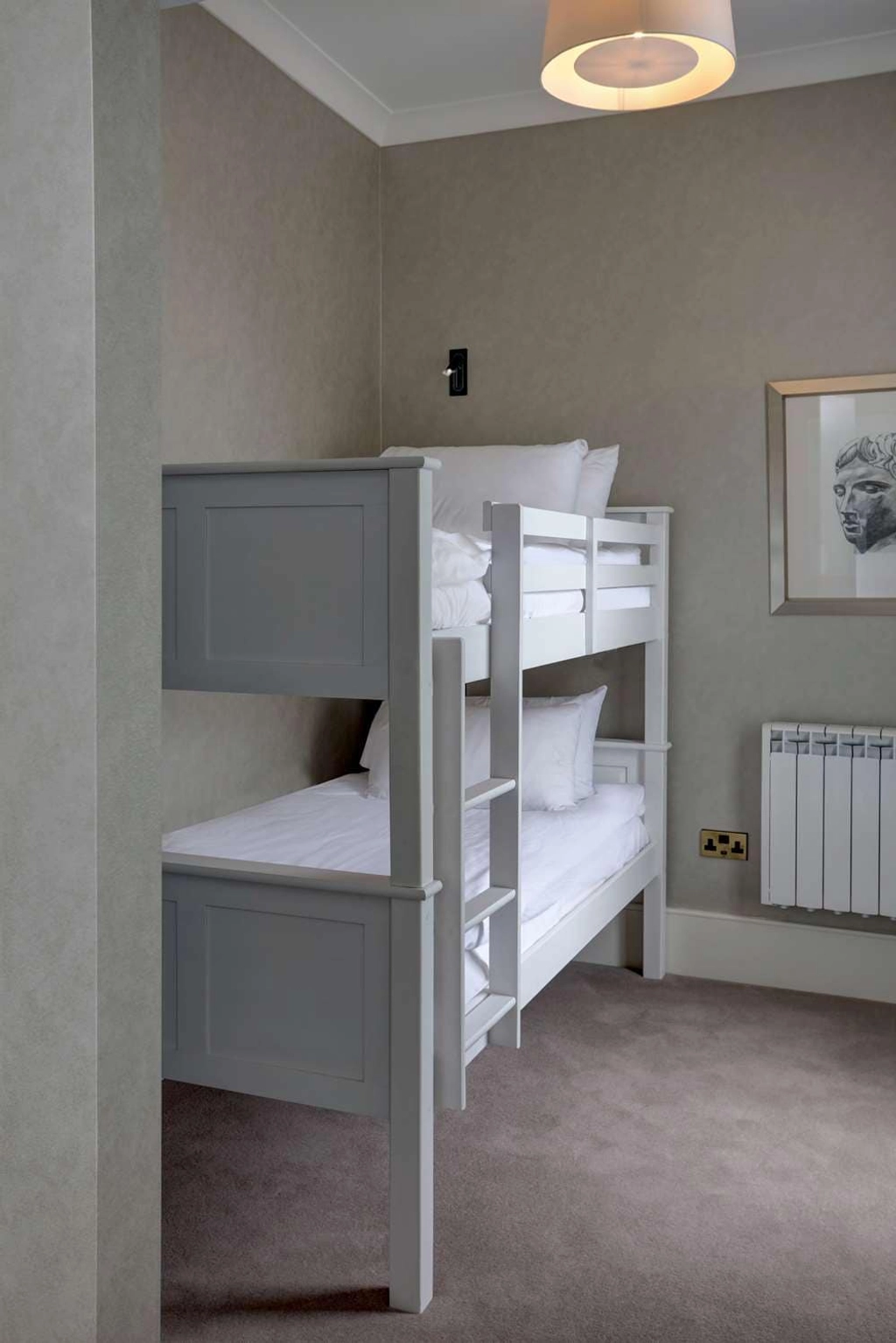 Executive Family room with bunk beds