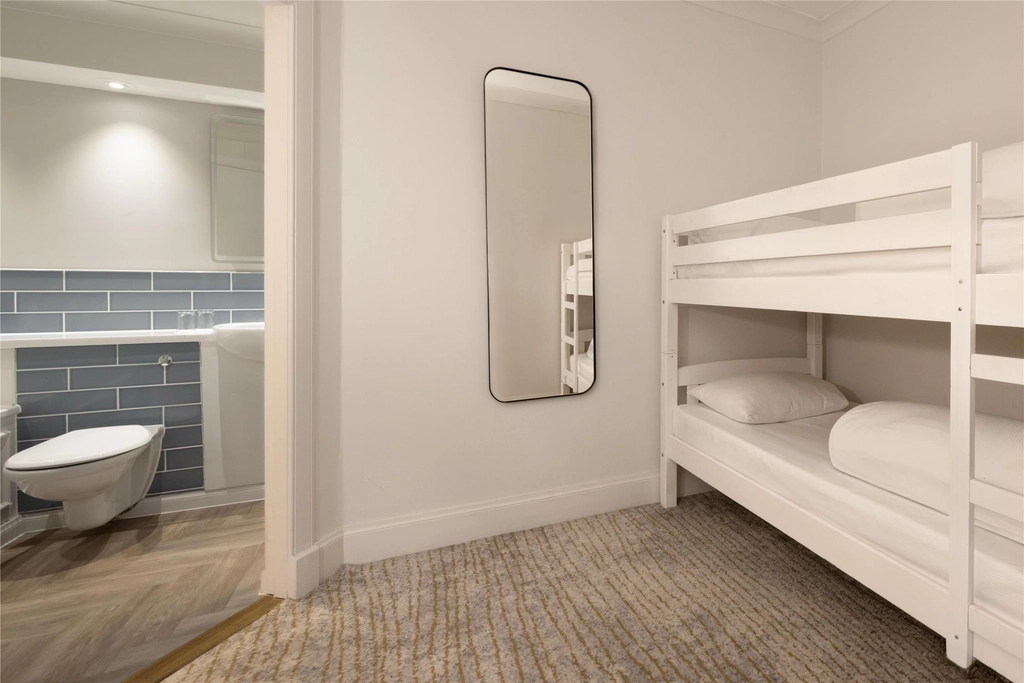 Executive family with bunk bed