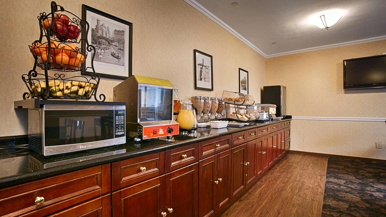 Complimentary Breakfast
