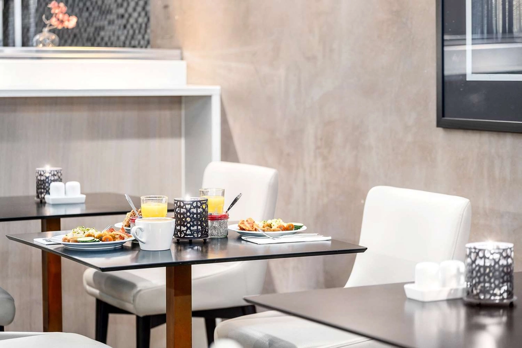 Saga breakfast area