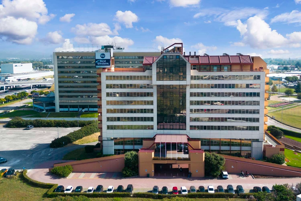BW CTC Verona Exterior day