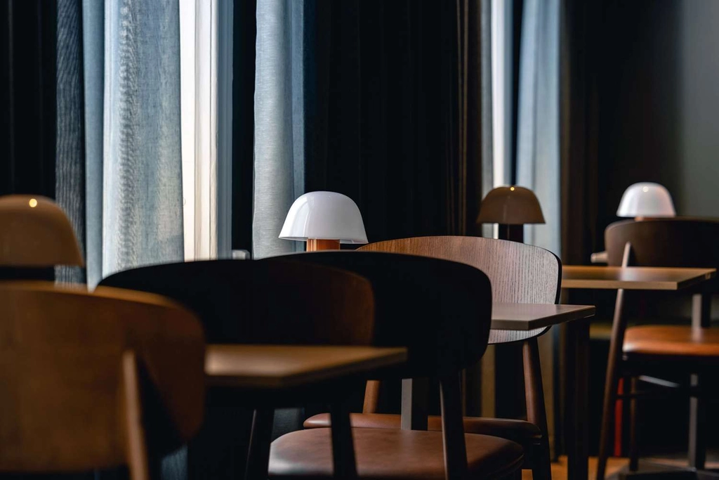 Solhem lobby stolar