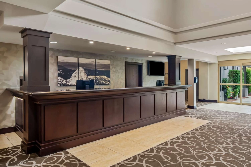 BW PittMeadows BC Lobby