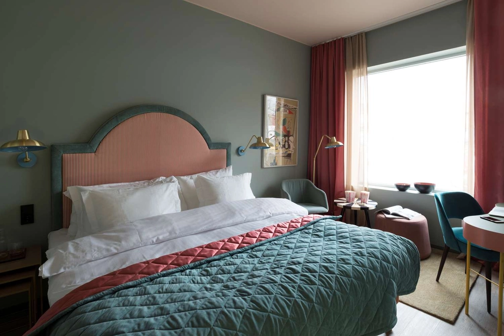 Deluxe Guest Room with One Bed