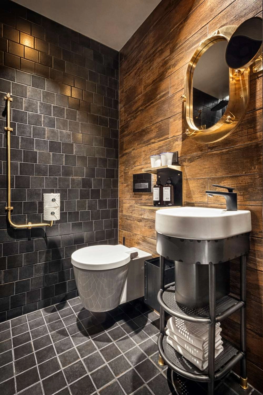 Stora Hotellet Adventure Bad
