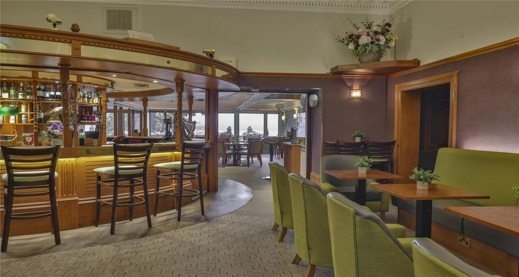 invercarse hotel dining