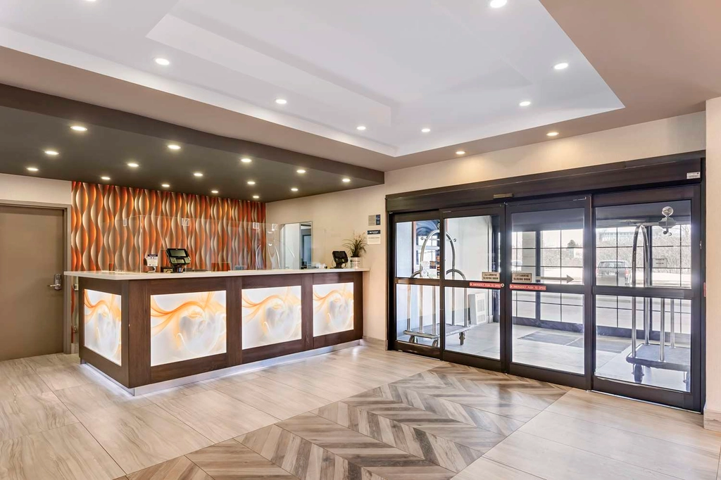 BW Toronto ON Lobby
