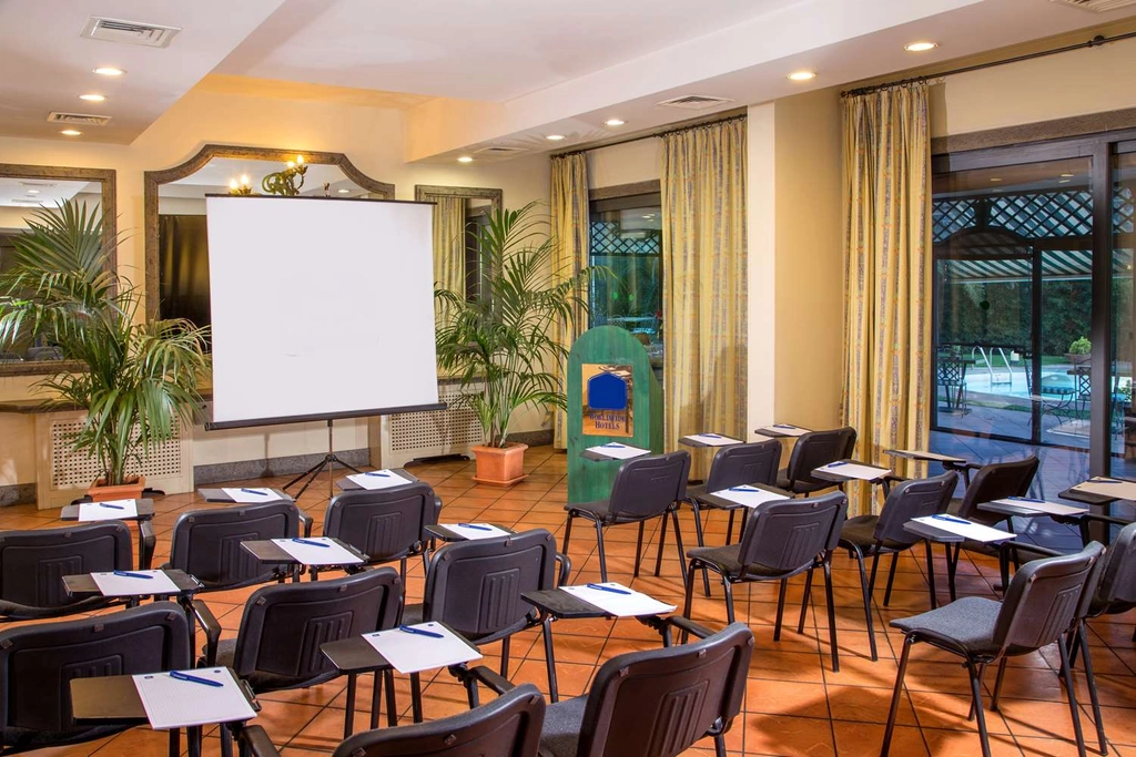 SALA GINESTRE
