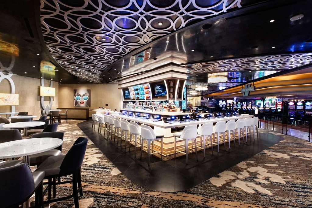 View Lounge