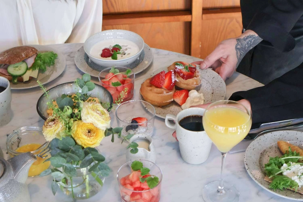 Breakfast